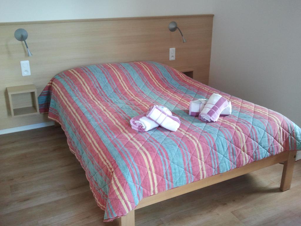 Vvf Les Fontaines Des Vosges Hotel Saales Phòng bức ảnh